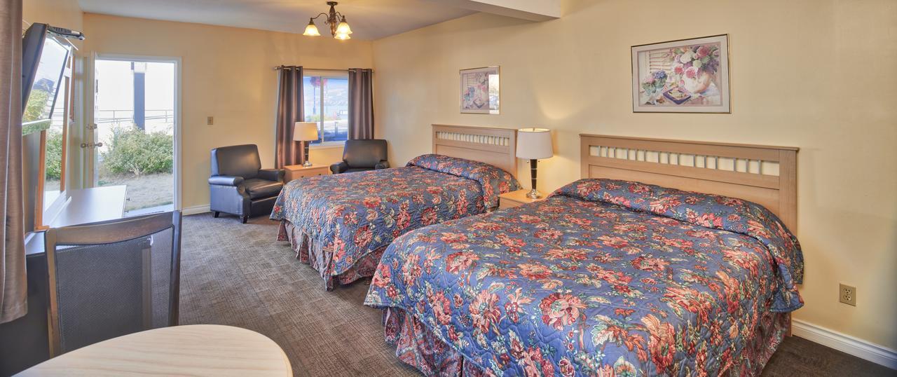 Black Sea Motel Penticton Bagian luar foto